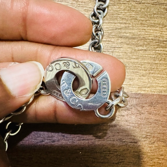 T & Co sterling silver 925 necklace and bracelet set. - Picture 5 of 16